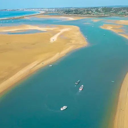 公寓 Rhodes By Algarve Vacation